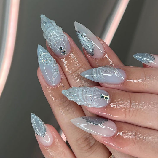 Cool-Toned 3D Water Drop Shell Almond-Shaped Fake Nails